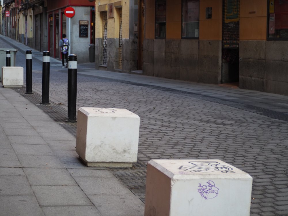 BOLARDOS ¿Cómo se colocan los bolardos?