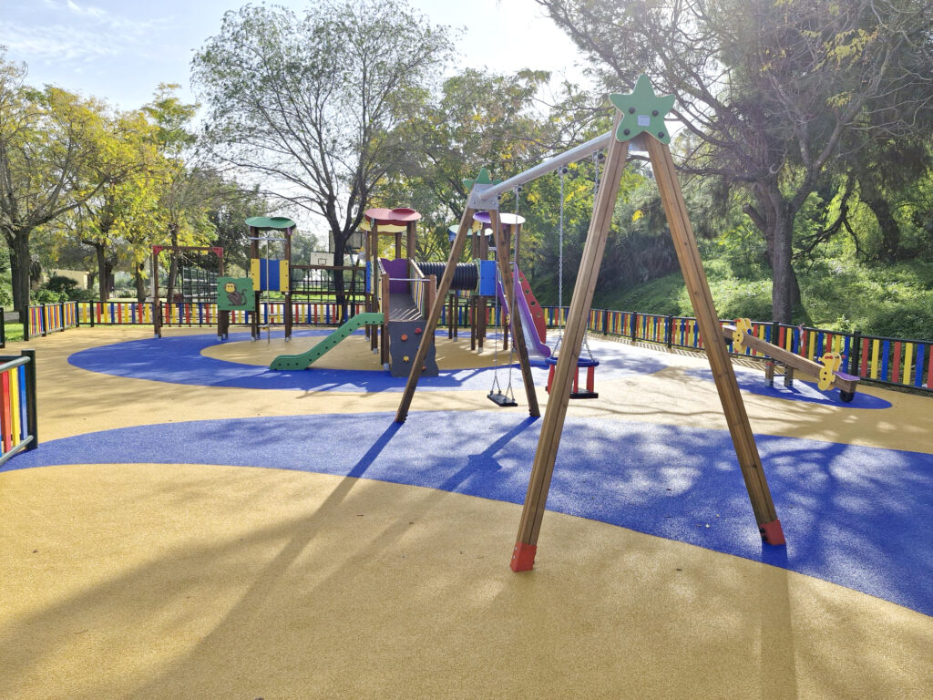 Mobiliario parques infantiles precios